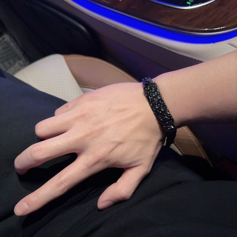 chr1st1an D10r bracelets